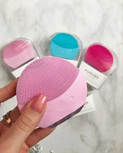 Cargar imagen en el visor de la galería, FOREVER - CEPILLO FACIAL - UNISEX