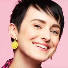 Cargar imagen en el visor de la galería, BENEFIT - GIMME BROW+ GEL VOLUMINIZADOR PARA CEJAS - MUJER