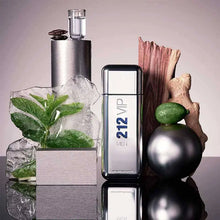 Cargar imagen en el visor de la galería, CAROLINA HERRERA - 212 VIP MEN EDT - HOMBRE
