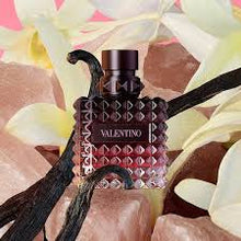 Cargar imagen en el visor de la galería, VALENTINO - BORN IN ROMA EDP INTENSE - MUJER
